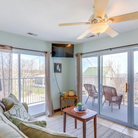 풋인베이 Waterfront Bass Island Retreat With Balcony And Tv 아파트 외부 사진