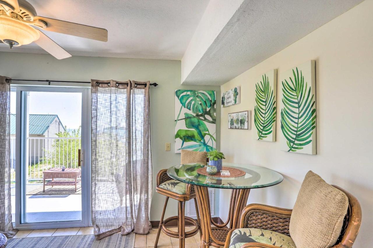 풋인베이 Waterfront Bass Island Retreat With Balcony And Tv 아파트 외부 사진